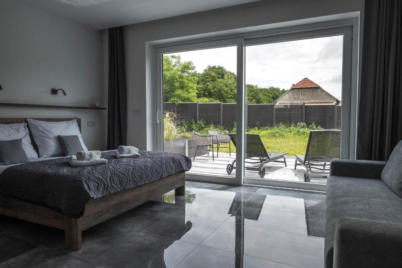 Veltlin Bed & Wine Hotell Valtice Eksteriør bilde