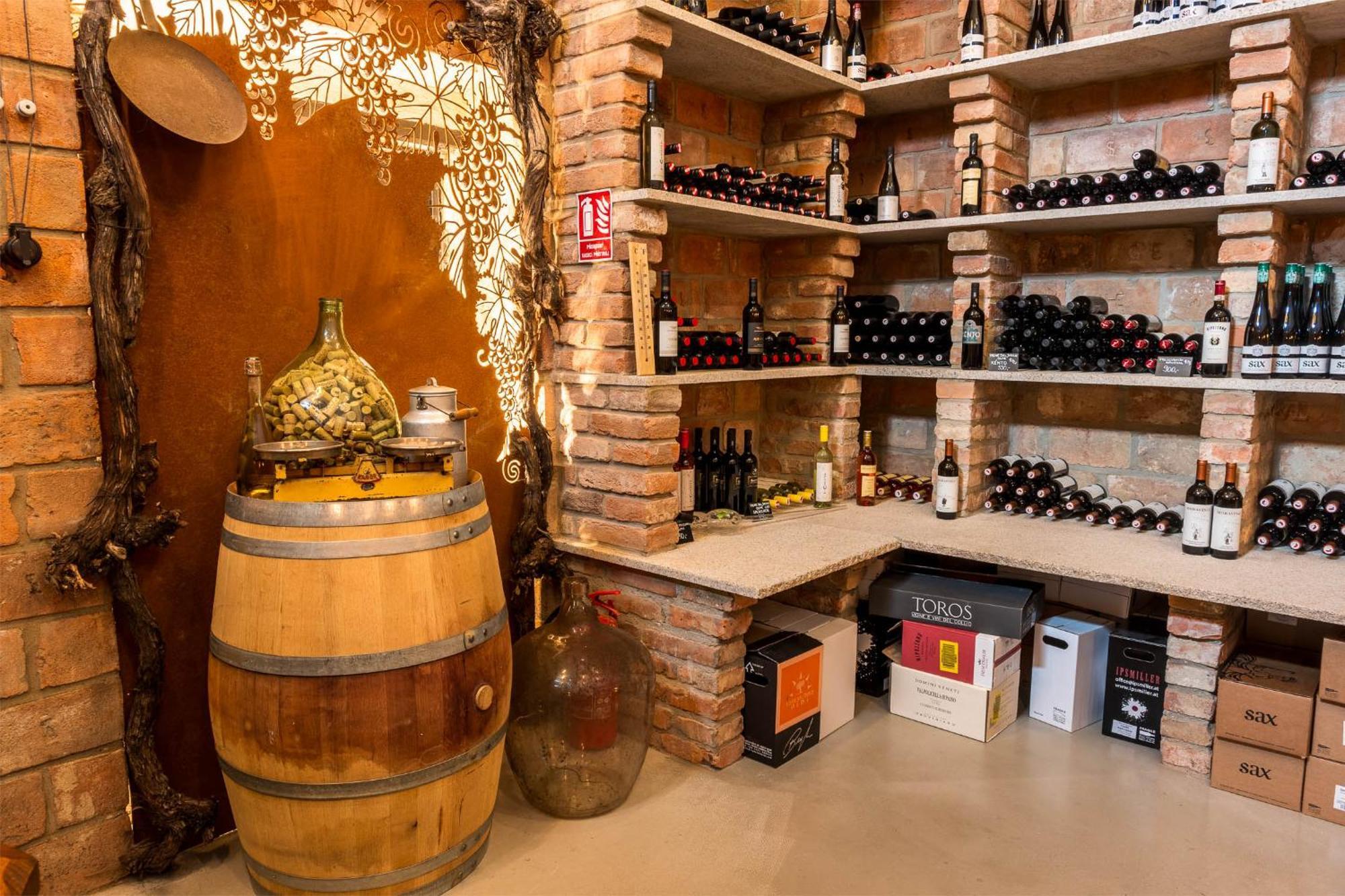 Veltlin Bed & Wine Hotell Valtice Eksteriør bilde